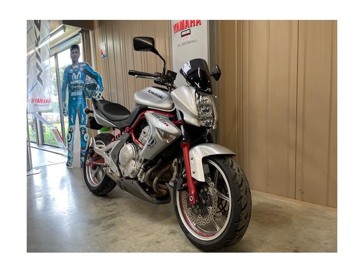 KAWASAKI ER-6