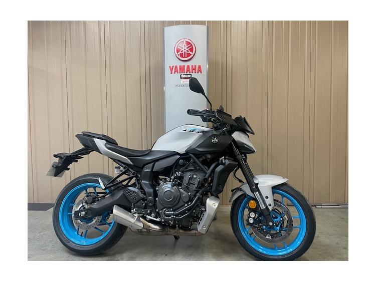 YAMAHA MT-07 (47.5CV)