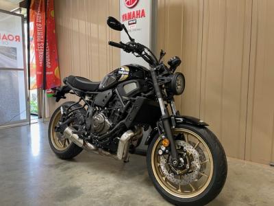 YAMAHA XSR 700